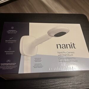 Nanit Pro Camera with Wall Mount